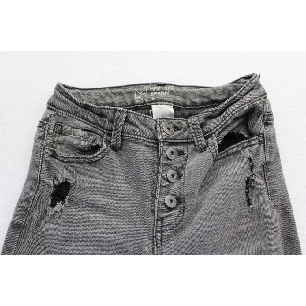 No Boundaries Juniors High Rise Skinny Jeans Size 3 Gray Distressed Stretch